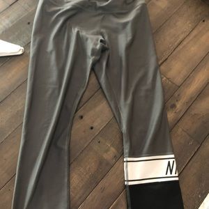 Nike cropped dri fit yoga pants size small